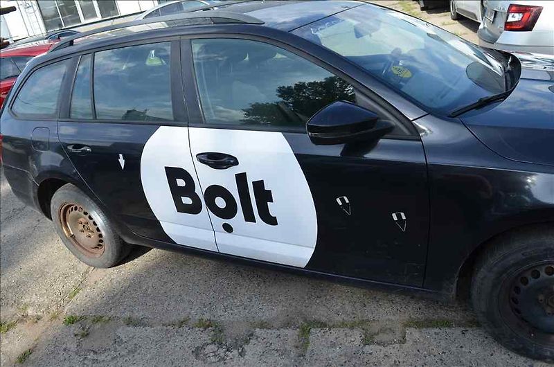 Škoda Octavia (2015) COMBI III. 1,6 TDI 4X4 - fotka 15 z 28