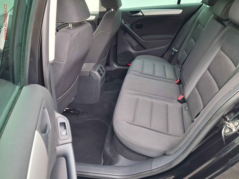 Volkswagen Golf (2010) 1.2TSi, STK7/28 - fotka 10 z 17