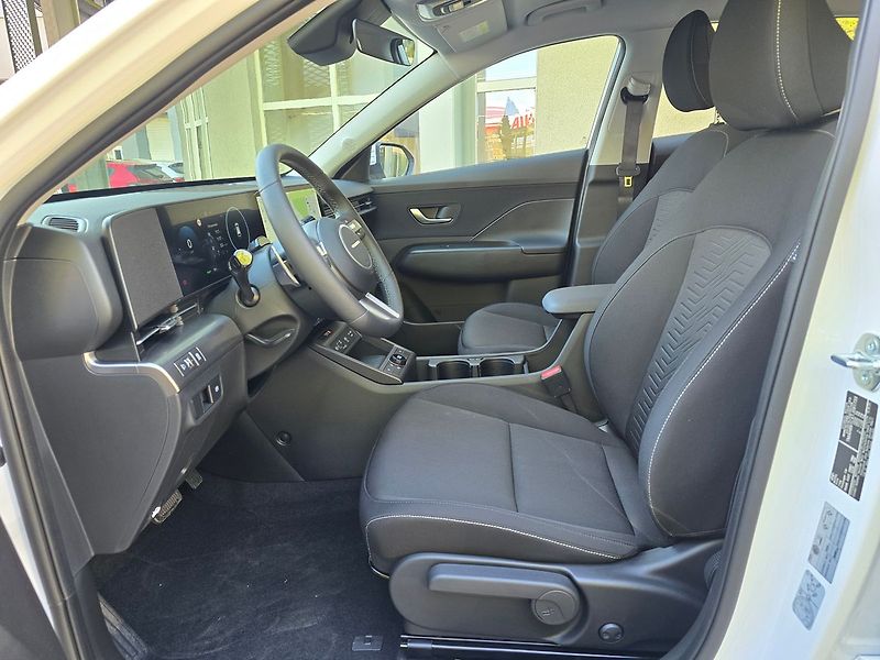 Hyundai Kona (2026) 64.8kwh Smart Range Clima - fotka 9 z 25