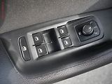 Volkswagen Passat (2015) 2.0TDi, AC, LED, park.asist - náhled 17