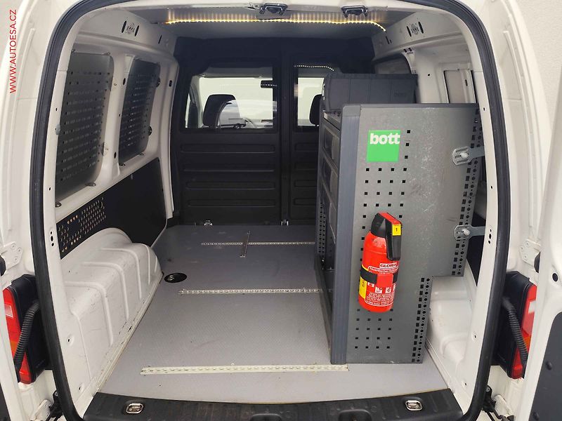 Volkswagen Caddy (2020) 1.4TGi BOTT, AC, +pneu - fotka 7 z 24