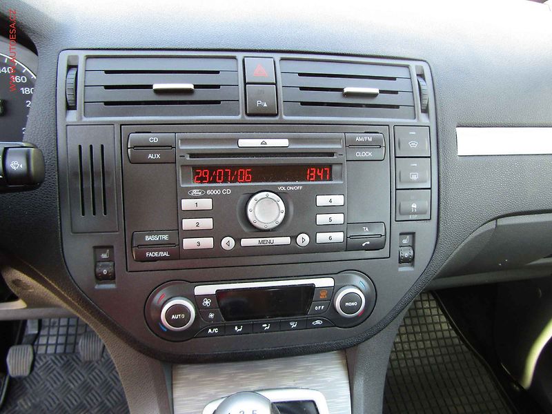 Ford C-MAX (2007) 1.8 16V, Klima - fotka 14 z 17