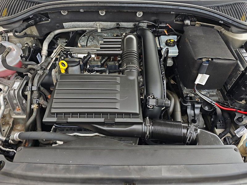 Škoda Octavia (2013) 1.4 TSi Elegance Tempomat - fotka 30 z 42