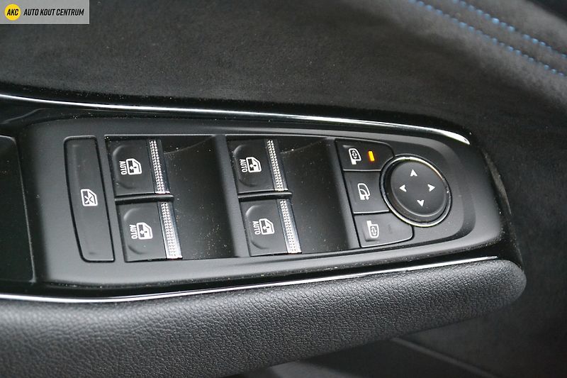 Renault Austral esprit Alpine full hybrid E-Te - fotka 72 z 78