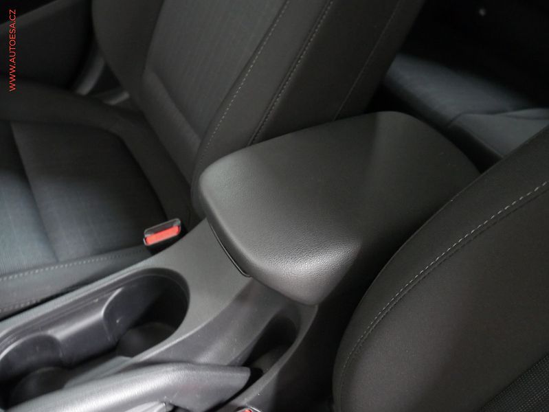 Hyundai Kona (2021) 1.0i, 1.maj,ČR, servis.kniha - fotka 21 z 22