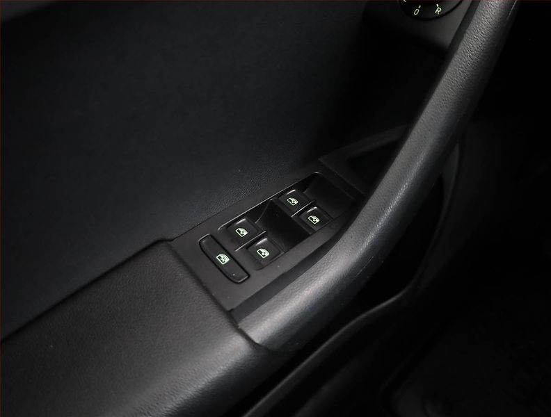 Škoda Octavia (2020) Ambition 1.0 TSI, Navi - fotka 17 z 20