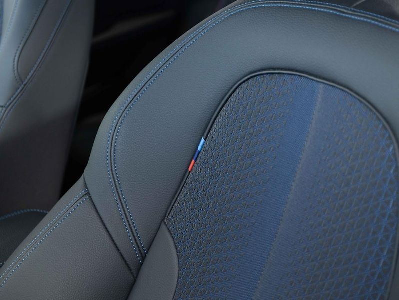 BMW Řada 1 M135i xDrive - fotka 19 z 22