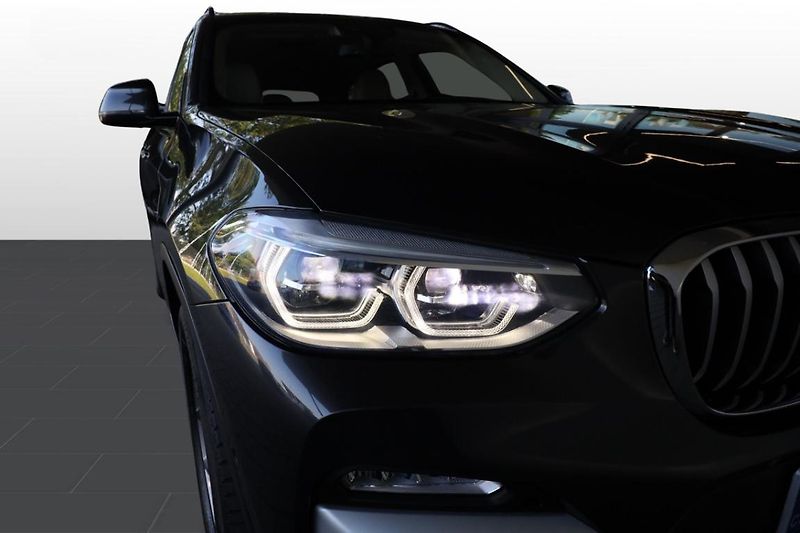 BMW X3 xDrive30d - fotka 18 z 30