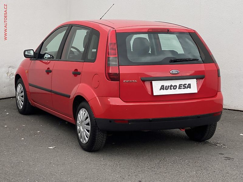 Ford Fiesta (2004) 1.3i, ČR, AC - fotka 6 z 15