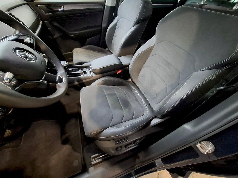 Škoda Kodiaq (2023) STYLE PLUS 4X4 TD 110/2.0 A7A - fotka 17 z 23
