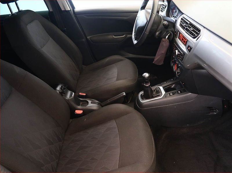 Citroën C-Elysée (2019) 1.2 PureTech, Serv.kniha - fotka 9 z 13