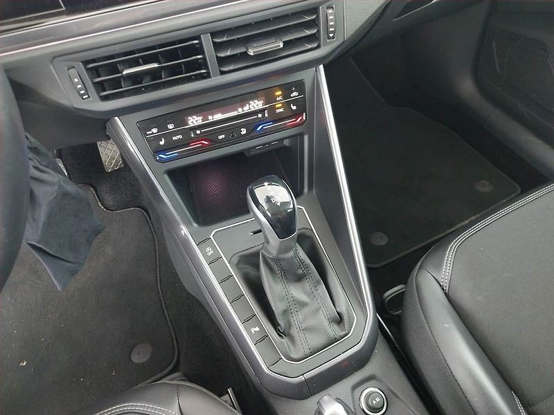 Volkswagen Taigo (2023) Style 1.0 TSI - fotka 13 z 20