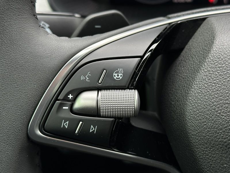 Škoda Kamiq 1.5TSi DSG 150PS LED V.Cockpit - fotka 20 z 46