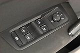 Volkswagen Touran (2017) 1.6 TDI, Navi, Tempomat - náhled 9