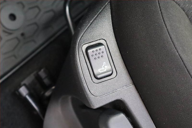Fiat Tipo (2016) 1.4 T-Jet, Serv.kniha, Navi - fotka 22 z 23