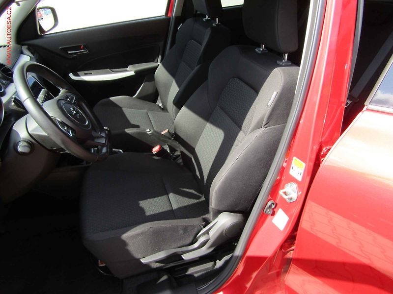 Suzuki Swift (2024) 1.2i, 1.maj,ČR, v tovární - fotka 9 z 18