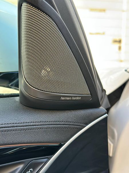 BMW Řada 5 (2016) G30 XDRIVE SPORT-LINE SEDAN CZ - fotka 22 z 41
