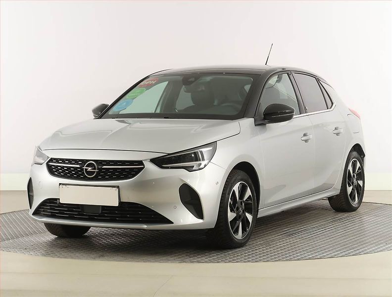 Opel Corsa (2023) Elegance 50 kWh, SoH 96% - fotka 2 z 28