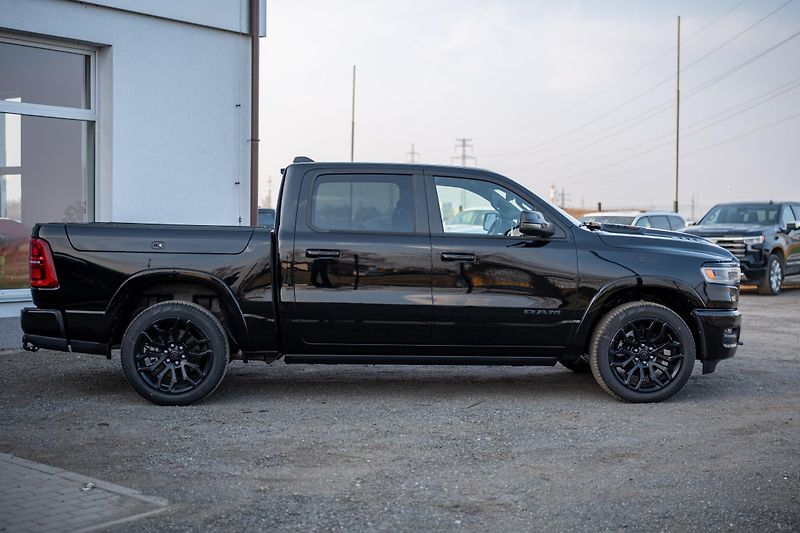 Dodge RAM (2025) 1500 LIMITED 3.0l - fotka 5 z 15