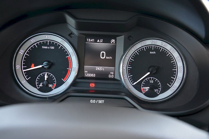 Škoda Octavia (2020) Combi 1.5 TSI 110 kW Style PLU - fotka 10 z 23