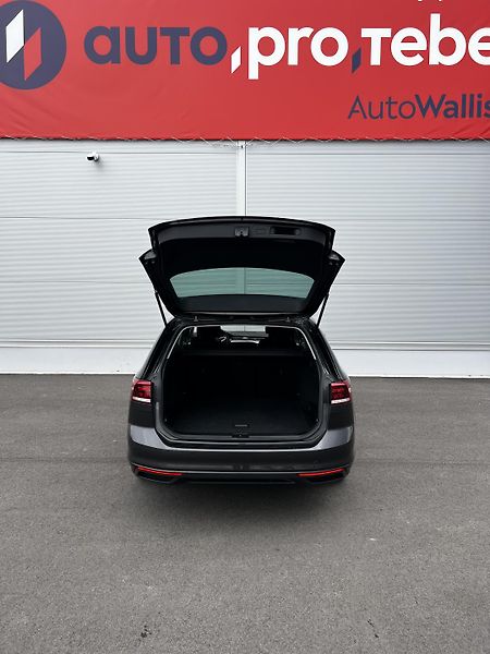 Volkswagen Passat 2.0TDI DSG 110kW Business DPH - fotka 24 z 24