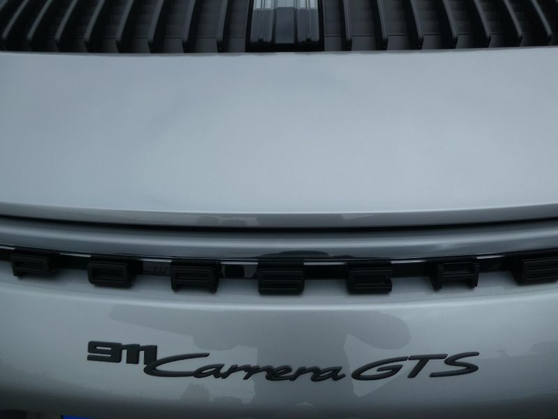 Porsche 911 CARRERA GTS  - fotka 10 z 28