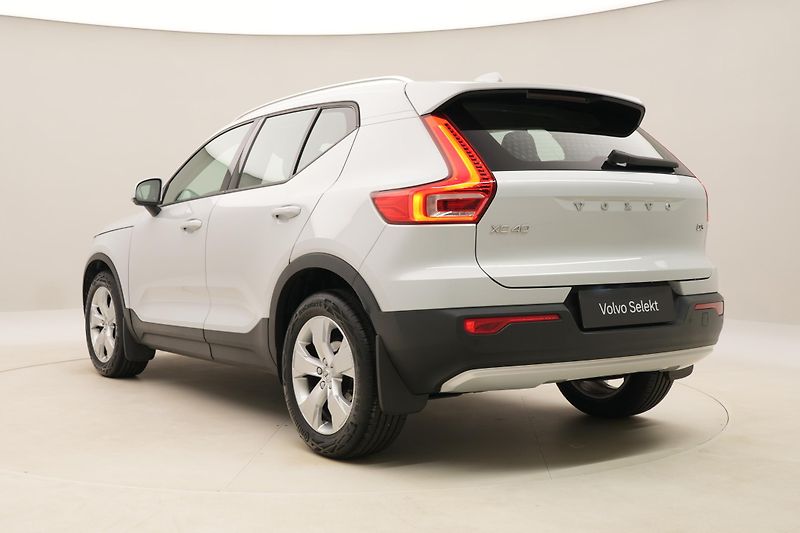 Volvo XC40 D3 MOMENTUM AUT  - fotka 10 z 45