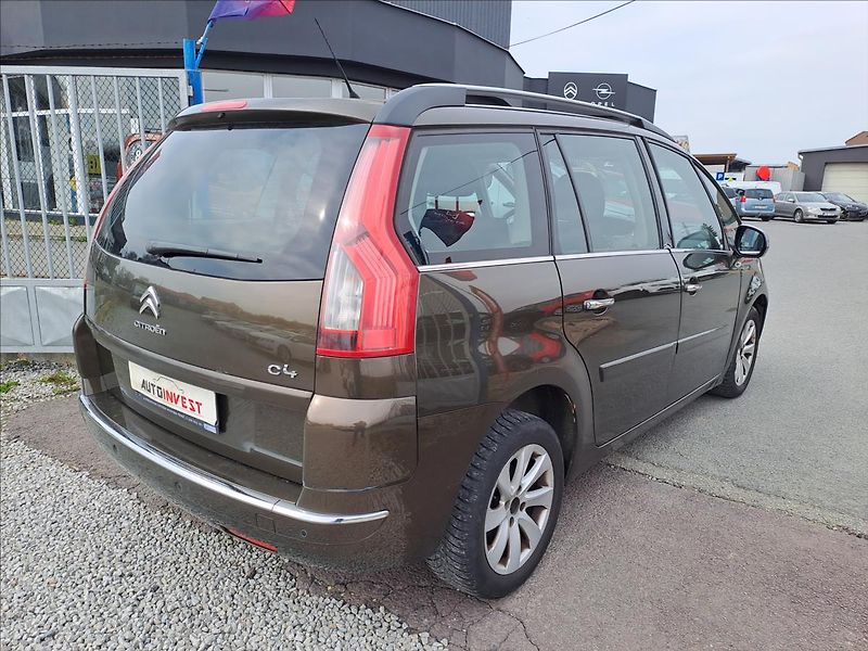Citroën C4 Picasso 1,6 HDI 7 MÍST KOUPENO CZ - fotka 3 z 15