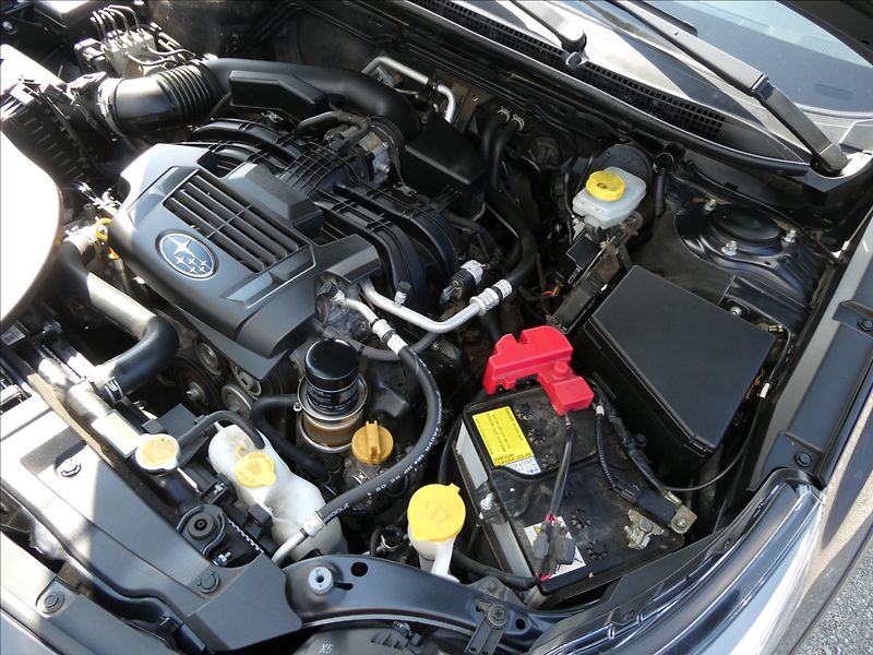 Subaru Outback 2,5 i 124kW AWD ČR,DPH,2x kola - fotka 37 z 46