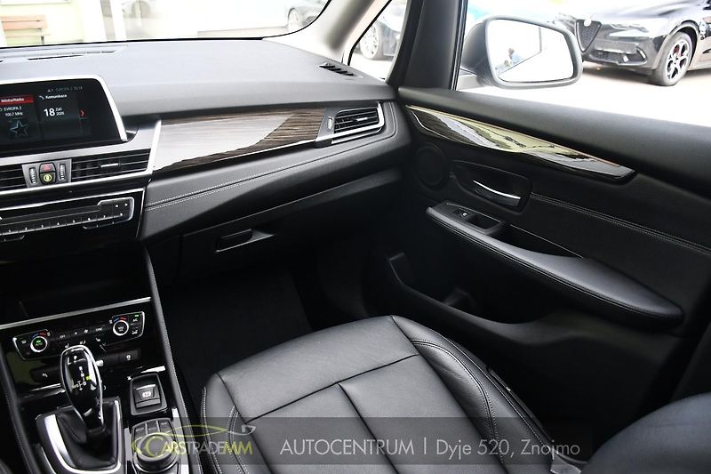 BMW Řada 2 216d GRAN TOURER ČR 1.MAJ 7MÍS - fotka 23 z 53