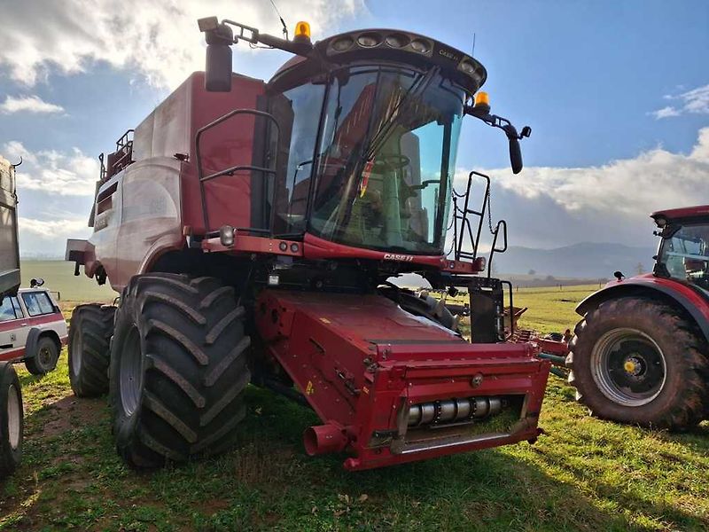 Case AF 8240 - fotka 2 z 24