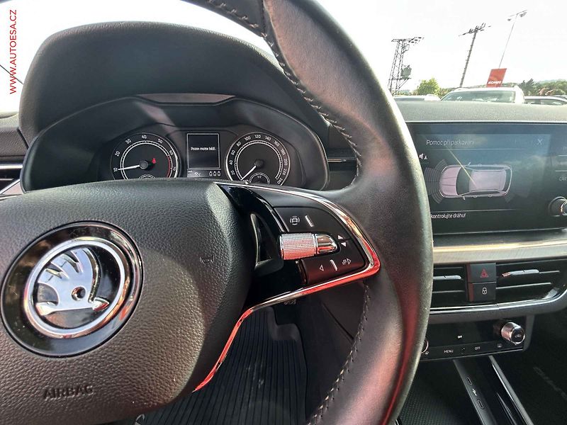 Škoda Kamiq (2020) 1.0 TSi, 2.maj,ČR, Style - fotka 18 z 18