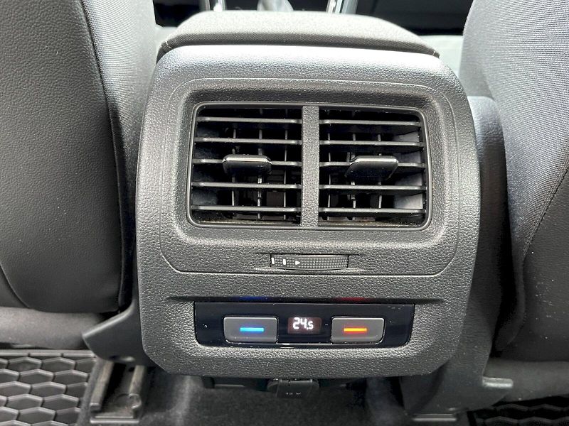 Volkswagen Touran (2022) 1.5 TSI 110 kW DSG Highline - fotka 25 z 35