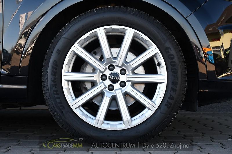 Audi Q7 3.0TDi Q. VZDUCH S-LINE 2xALU - fotka 56 z 60