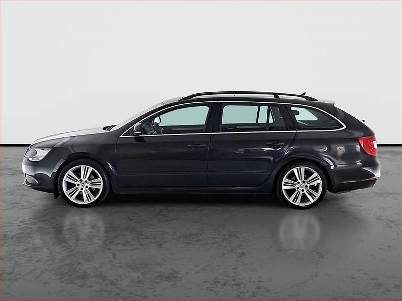 Škoda Superb (2014) Greenline 1.6 TDI, Navi - fotka 3 z 17