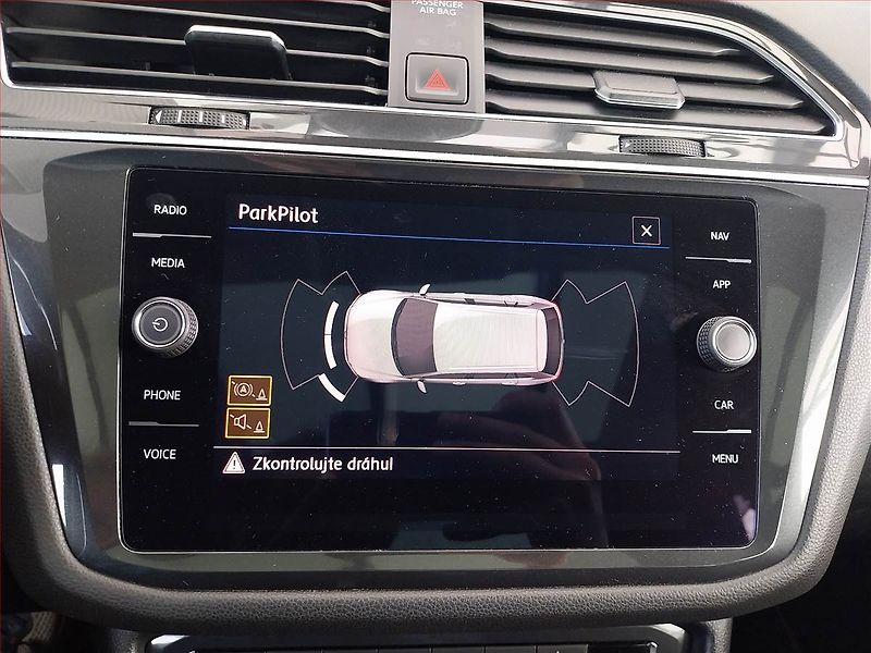 Volkswagen Tiguan Allspace (2019) 2.0 TDI - fotka 13 z 20