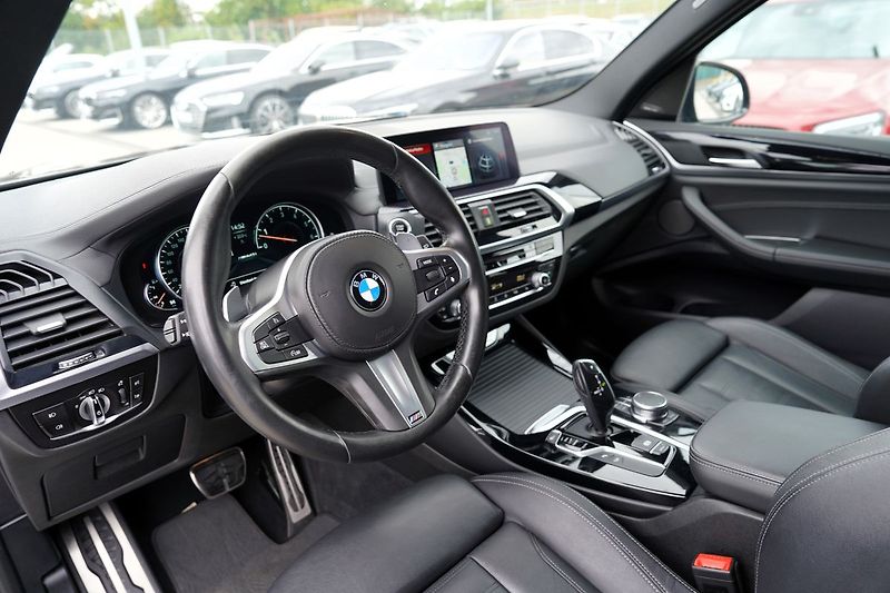 BMW X3 M40i xDrive/LED/21/355 PS - fotka 28 z 46