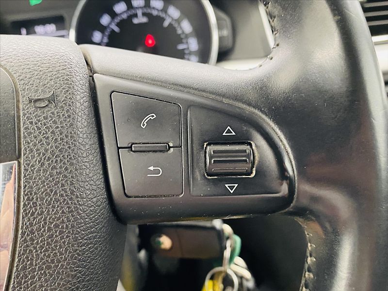 Škoda Superb 2,0 TDI 125kW 4x4 Elegance - fotka 14 z 25