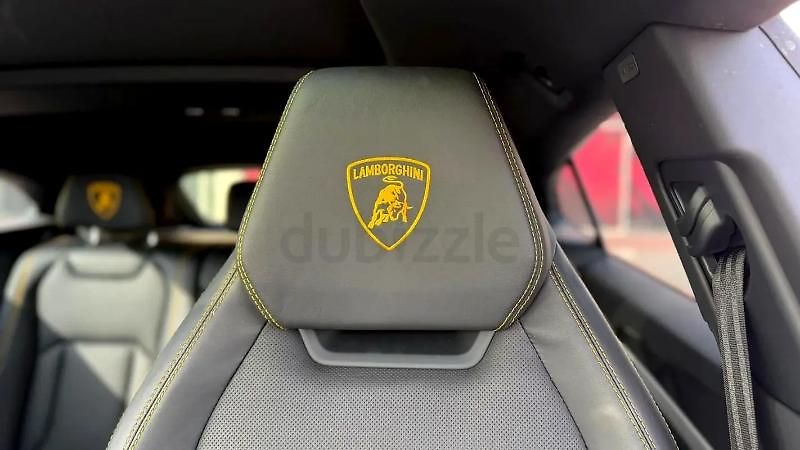 Lamborghini Urus (2020) Vysoce výkonné SUV V8 - fotka 12 z 13