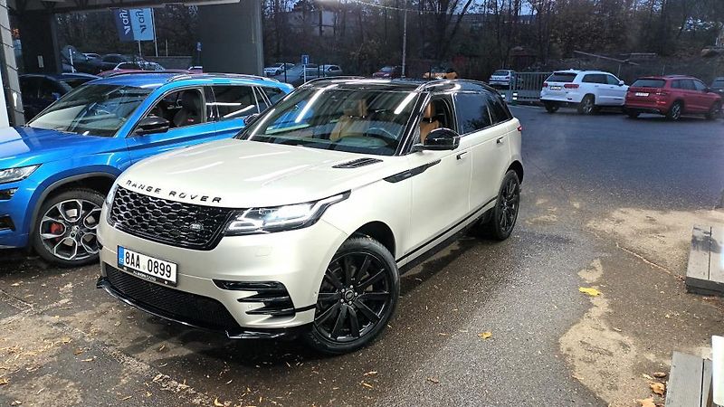 Land Rover Range Rover Velar R-Dynamic HSE - fotografie inzerátu