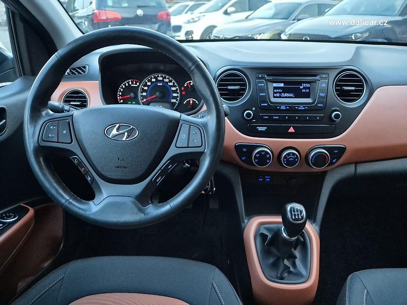 Hyundai i10 (2013) 1.2i 64 KW Klima FIFA Edice - fotka 23 z 53
