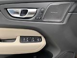 Volvo XC60 (2026) B5 AWD AUT DARK PLUS  - náhled 21