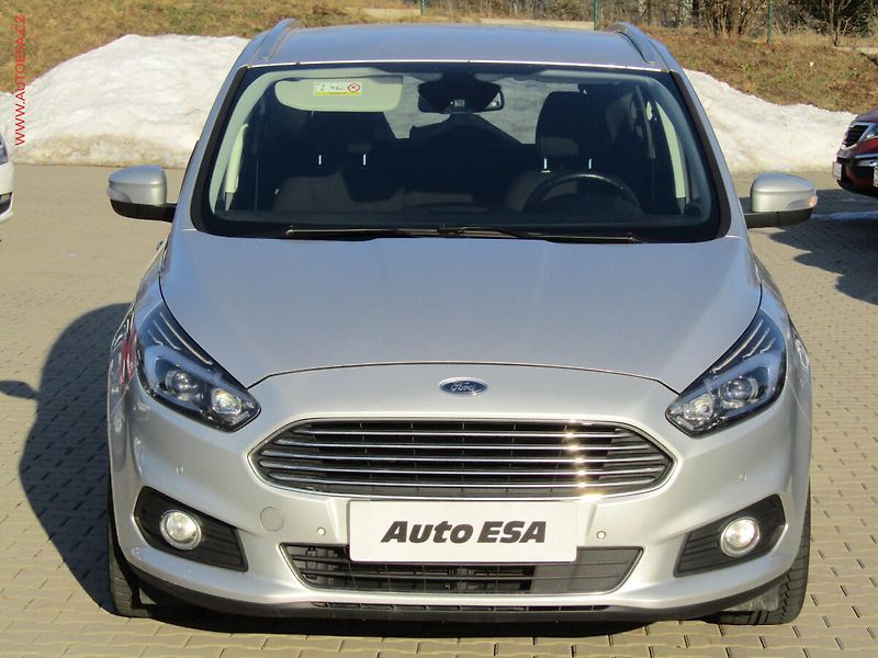 Ford S-MAX (2017) 2.0 TDCi 4x4, AT, LED, kamera - fotka 2 z 24
