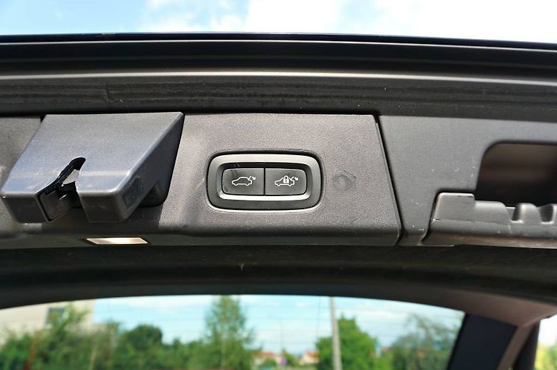 Volvo V90 (2019) INSCRIPTION POLESTAR 2,0D5 173 - fotka 13 z 60