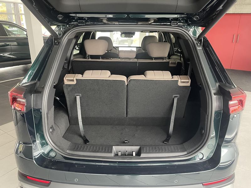 Chery Tiggo 8 PHEV (2026) 1,5T Unique FWD - fotka 16 z 55