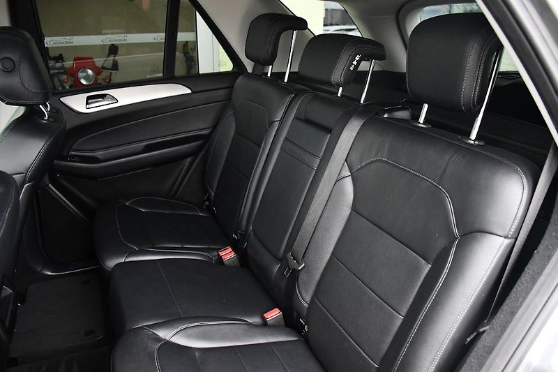 Mercedes-Benz GLE 350D 4MATIC VZDUCH ČR - fotka 21 z 42