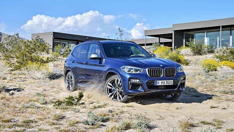BMW X3.
