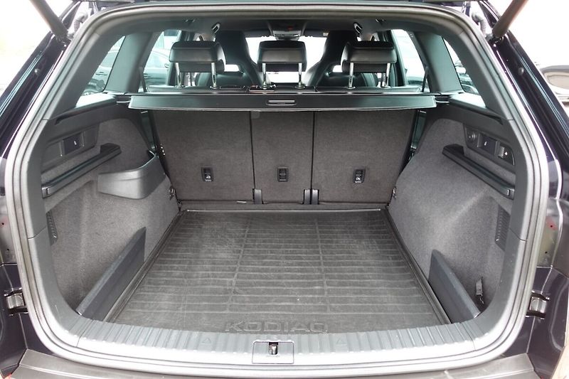 Škoda Kodiaq 2.0TDI 140kW Sportline 4x4 DSG - fotka 13 z 32
