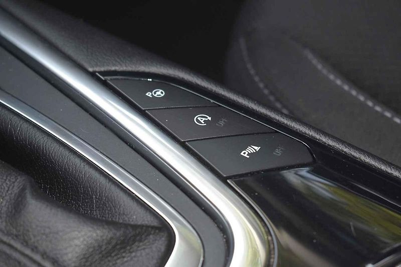 Ford S-Max druhé generace může sloužit větším rodinám ještě hodně dlouho.