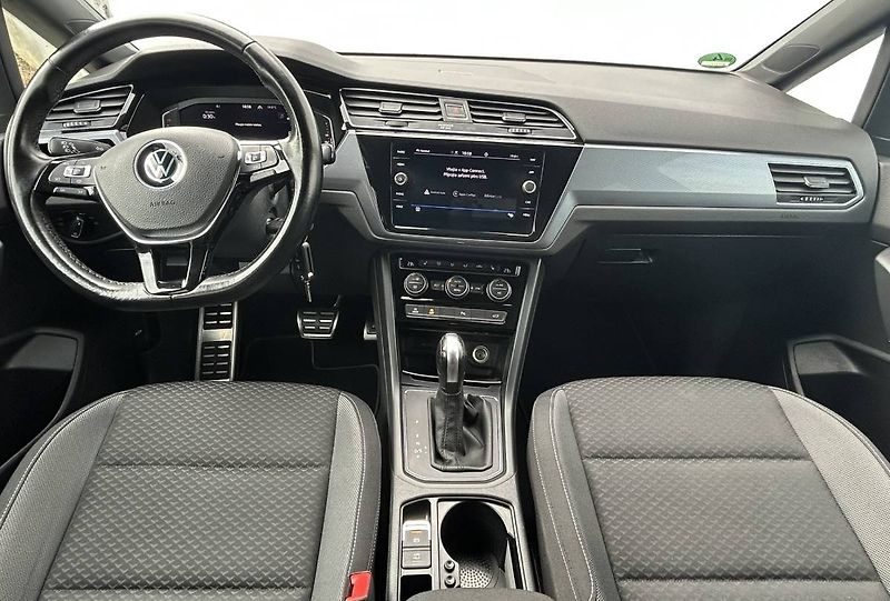 Volkswagen Touran (2022) 2.0 TDI DSG 7míst tažné - fotka 5 z 33